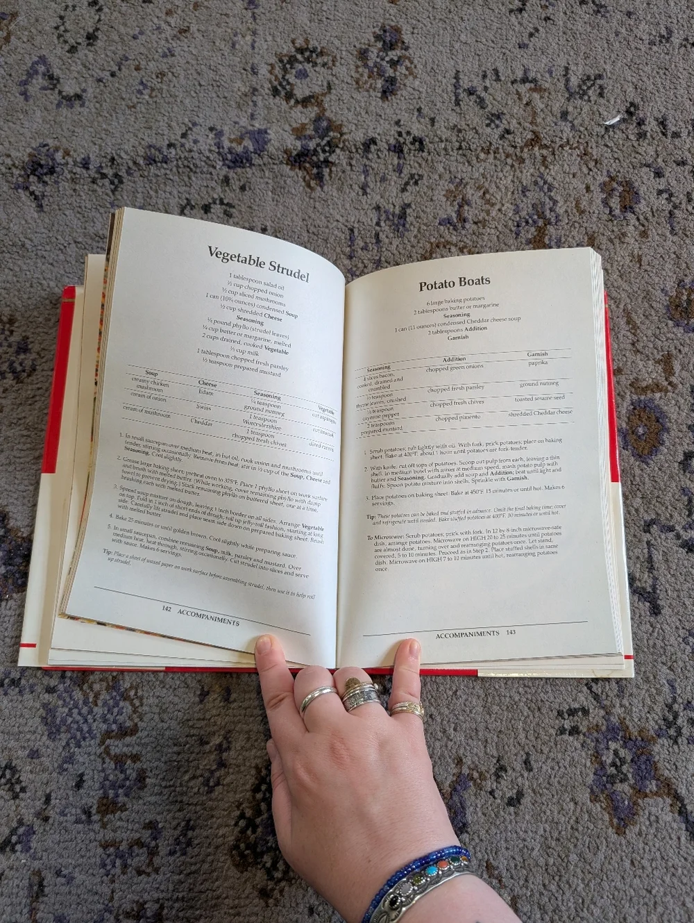 1985 First Edition Printing Campbell's Creative Cooking With Soup